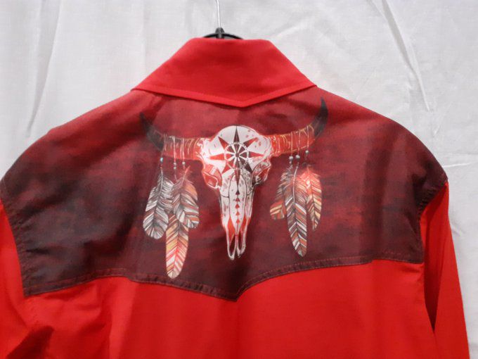 Chemise rouge crâne & plumes