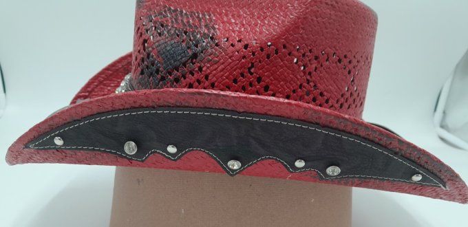 Chapeau rouge & noir fleur strass