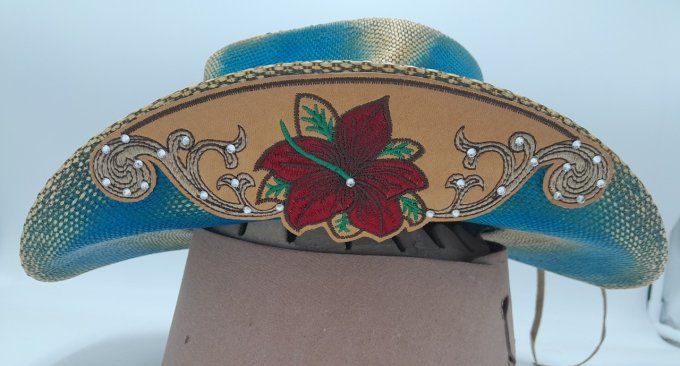 Chapeau bleu -Swarovski-