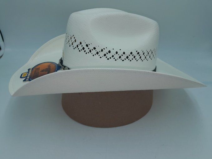 Chapeau white