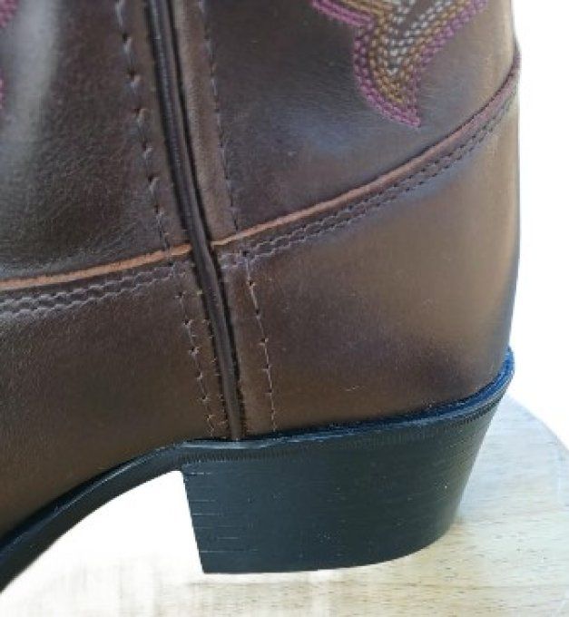 Botte marron motifs