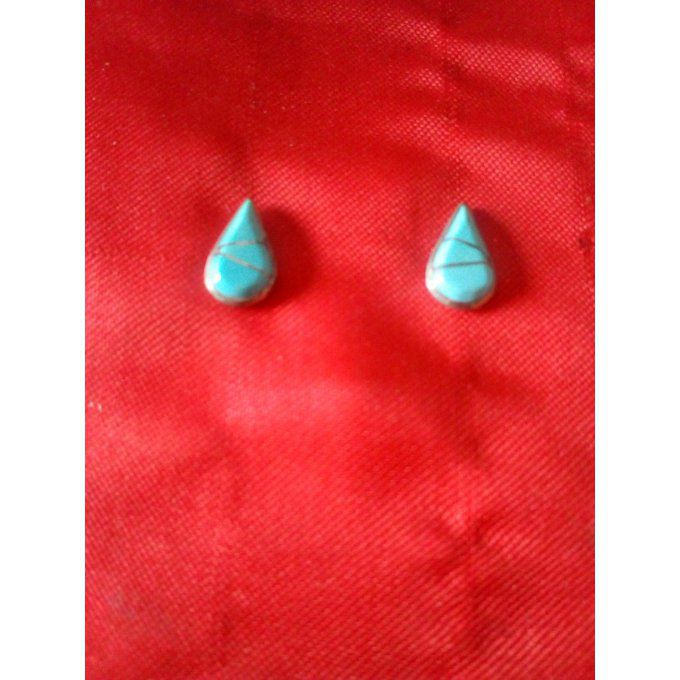 Boucle d'oreilles style goutte d'eau