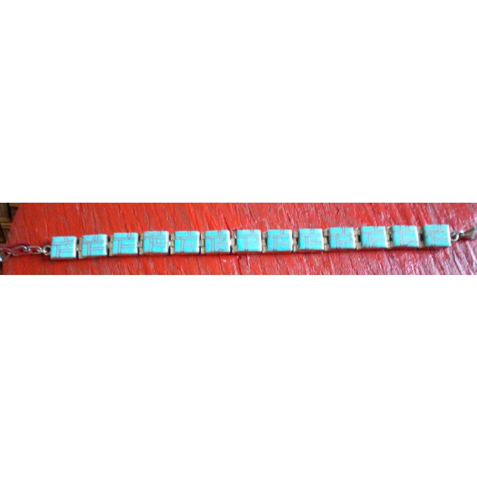 Bracelet carré bleu en turquoise