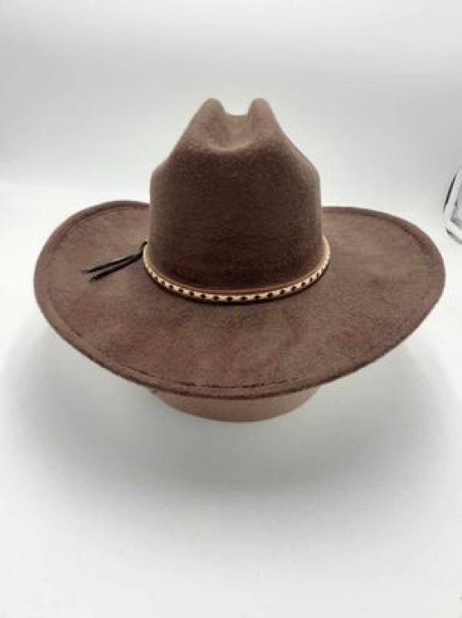 Chapeau marron classique