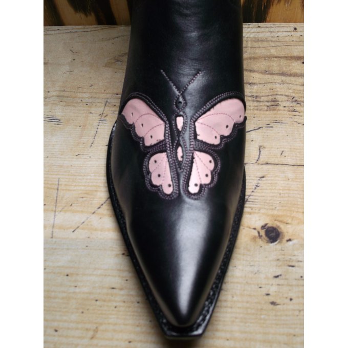 Botte papillon rose