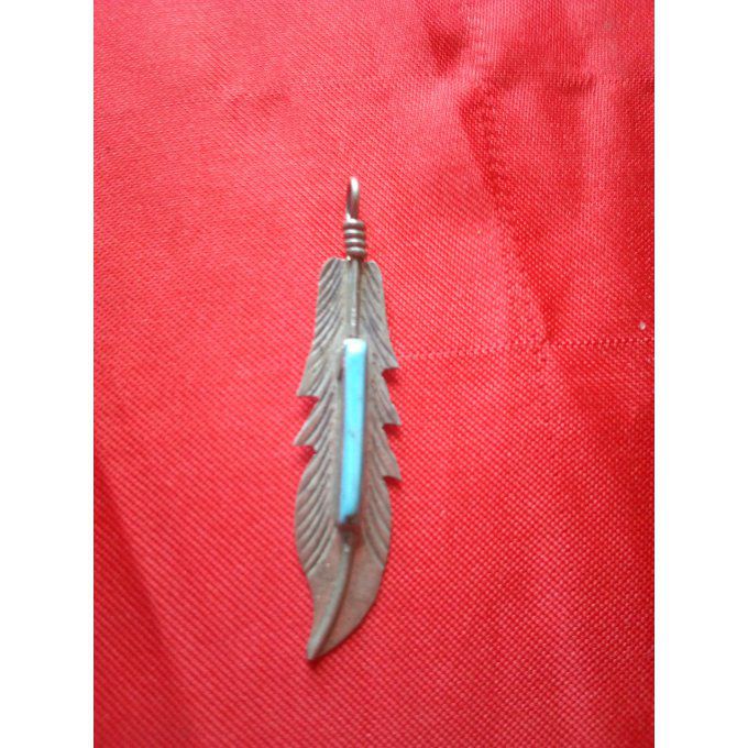 Pendentif plume