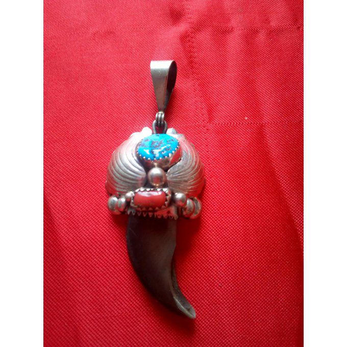 Pendentif Griffe