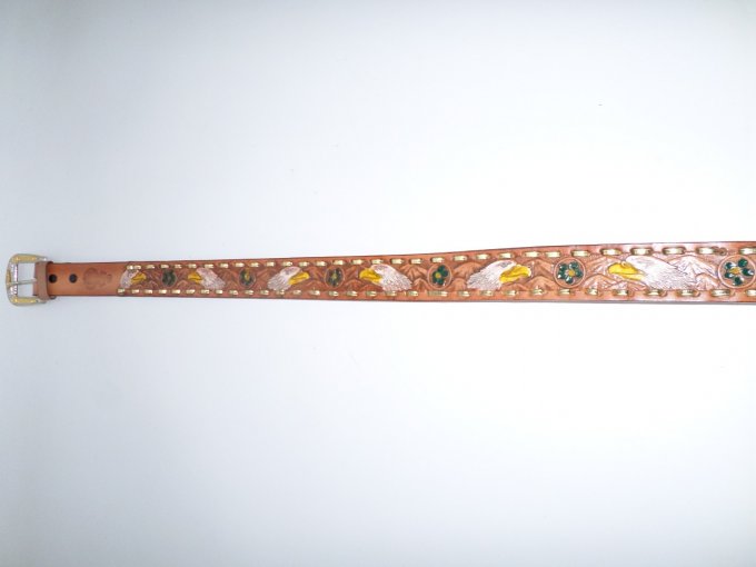 Ceinture marron avec tête d'aigles et fleurs vertes