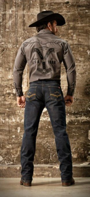 YELLOWSTONE -Shirt ride for the brand-